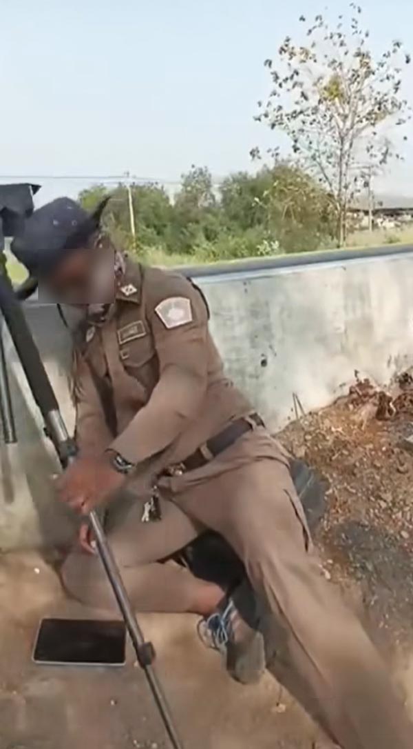 ไลฟ์กดดันตำรวจ จนเส้นเลือดในสมองแตก ไลฟ์กดดันตำรวจ จนเส้นเลือดในสมองแตก