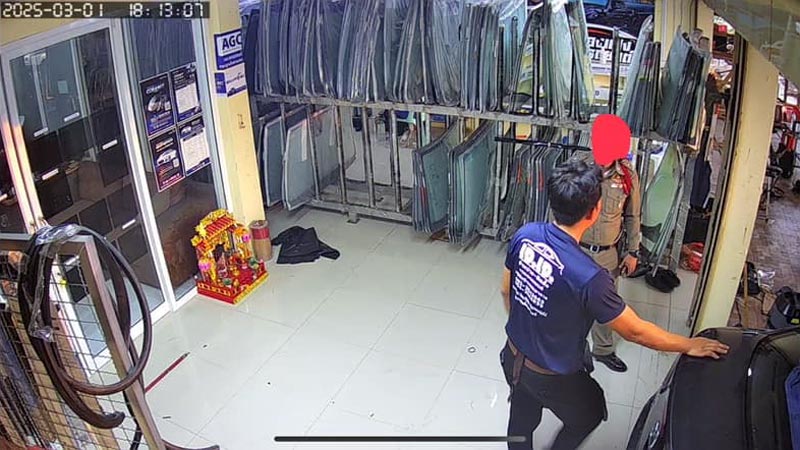 เมียข้าราชการ บุกทำร้ายพนักงานร้าน เมียข้าราชการ บุกทำร้ายพนักงานร้าน