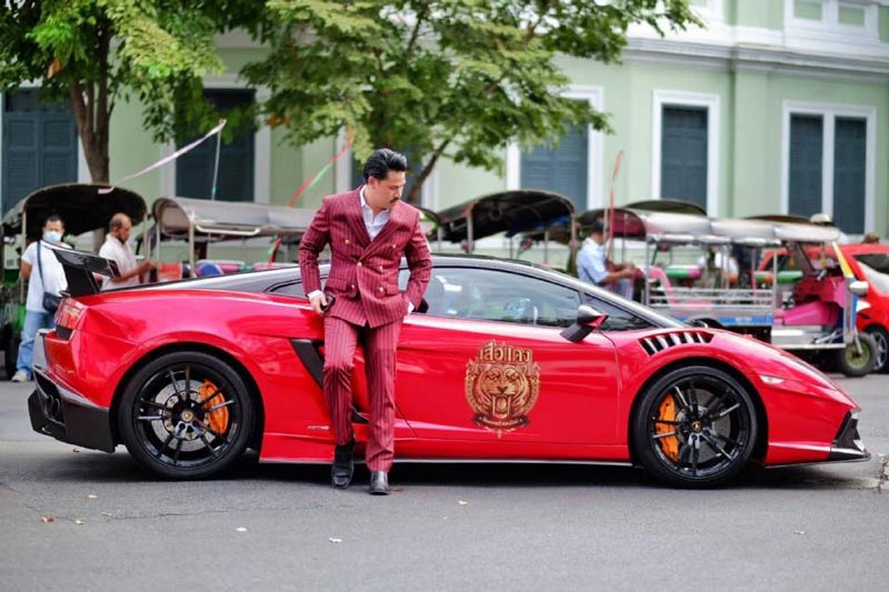 กัน จอมพลัง รถหรู กัน จอมพลัง รถหรู