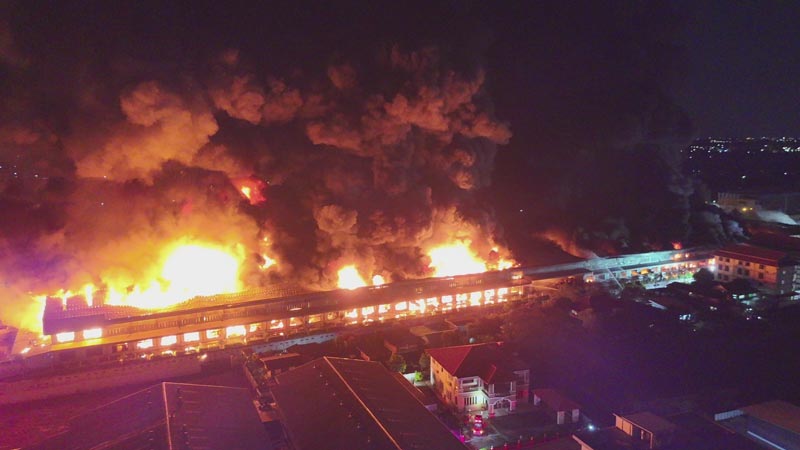 ไฟไหม้โรงงานลาดกระบัง ไฟไหม้โรงงานลาดกระบัง