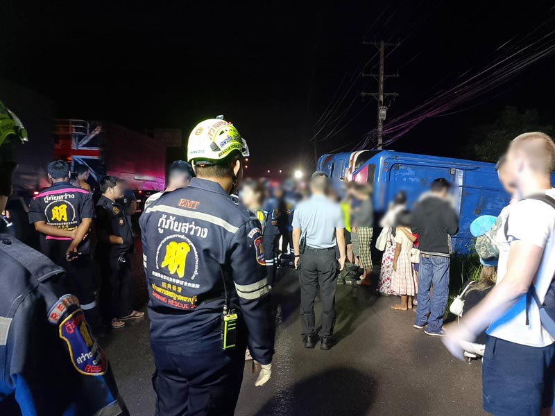 รถทัวร์คว่ำ รถทัวร์คว่ำ