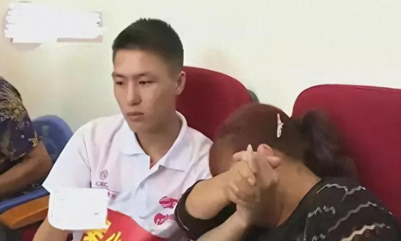 ตามหาลูก ถูกคนลักพาตัว ตามหาลูก ถูกคนลักพาตัว