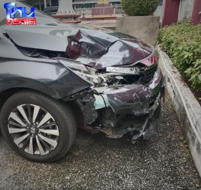 กระบะชนแล้วหนี นักศึกษาพยาบาลเสียชีวิต กระบะชนแล้วหนี นักศึกษาพยาบาลเสียชีวิต