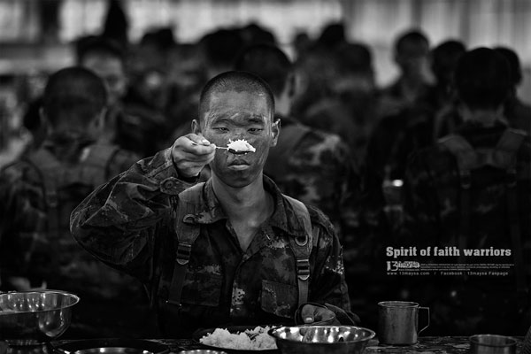 ภาพชุดนี้...แด่ความอดทนและเสียสละเพื่อชาติ