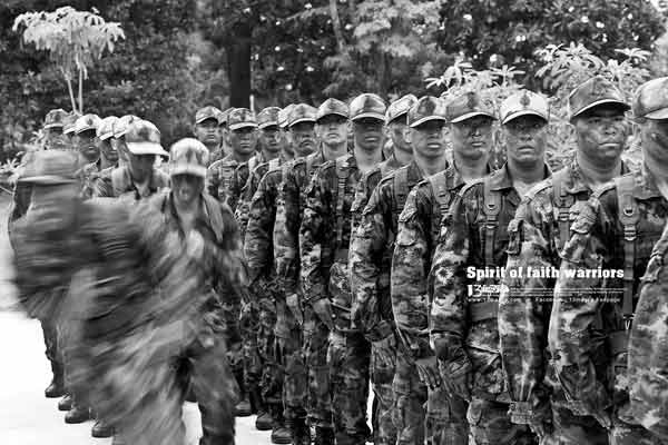 ภาพชุดนี้...แด่ความอดทนและเสียสละเพื่อชาติ