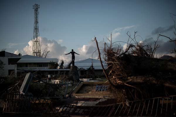 พายุถล่มฟิลิปปินส์ 2556 พายุถล่มฟิลิปปินส์ 2556