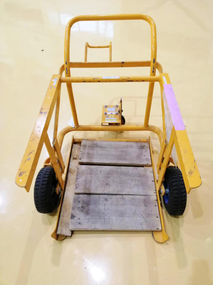 รถเข็น กฟผ. คันละ 1.5 แสน รถเข็น กฟผ. คันละ 1.5 แสน