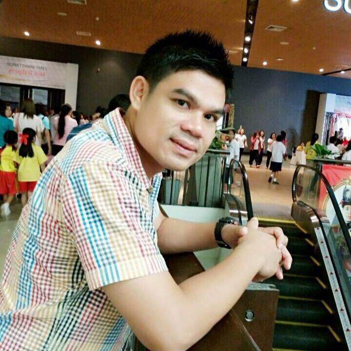 คนขับรถตู้ ถีบแม่ค้าหวย มอบตัว คนขับรถตู้ ถีบแม่ค้าหวย มอบตัว