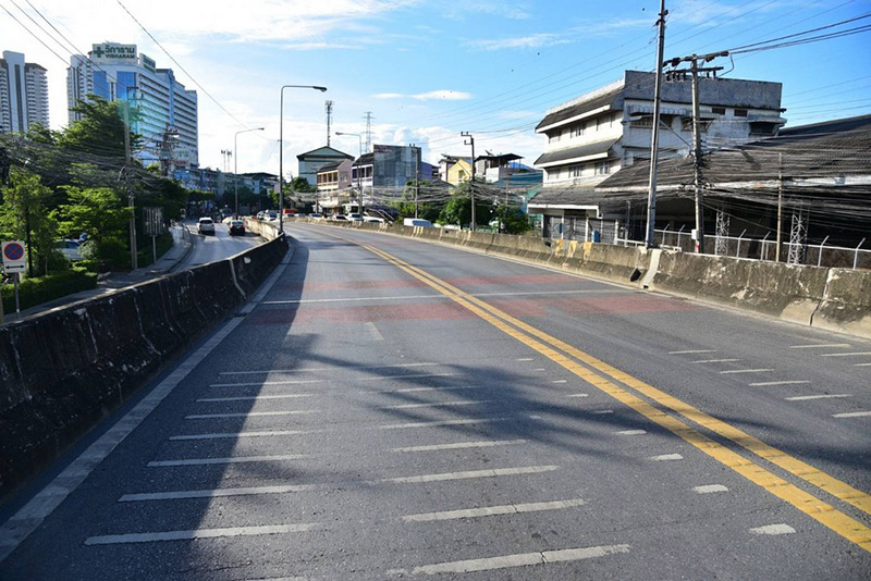 ปิดสะพานข้ามแยกศรีนครินทร์-พัฒนาการ ปิดสะพานข้ามแยกศรีนครินทร์-พัฒนาการ