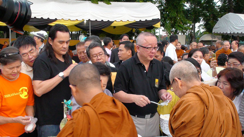 สนธิ ลิ้มทองกุล สนธิ ลิ้มทองกุล