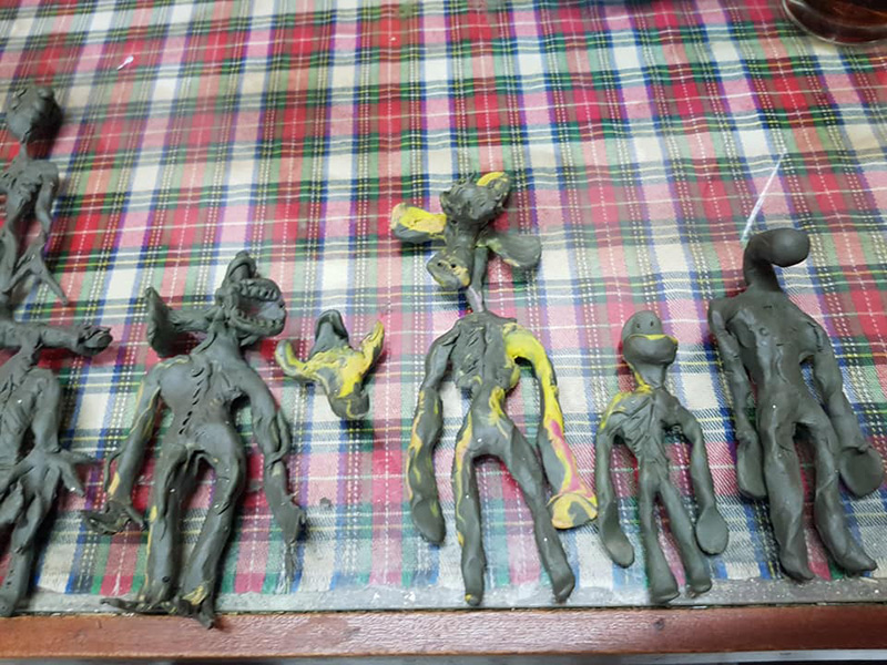 เด็ก 4 ขวบ ปั้นเปรตหัวลำโพง เด็ก 4 ขวบ ปั้นเปรตหัวลำโพง