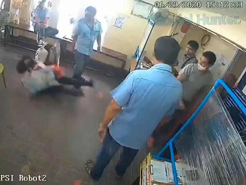 คนขับรถตู้ ถีบแม่ค้าหวย มอบตัว คนขับรถตู้ ถีบแม่ค้าหวย มอบตัว