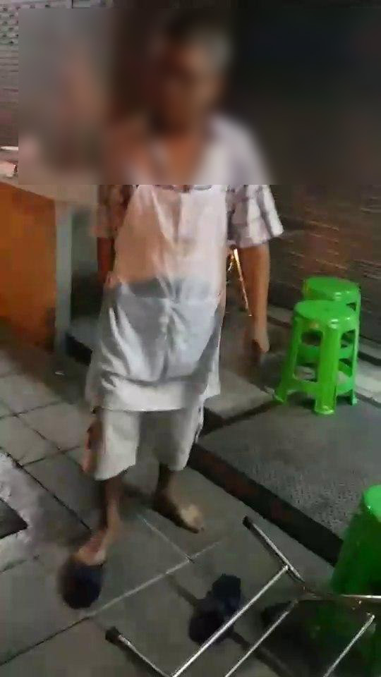 ลูกค้าโวย กุ้งอบวุ้นเส้น ลูกค้าโวย กุ้งอบวุ้นเส้น