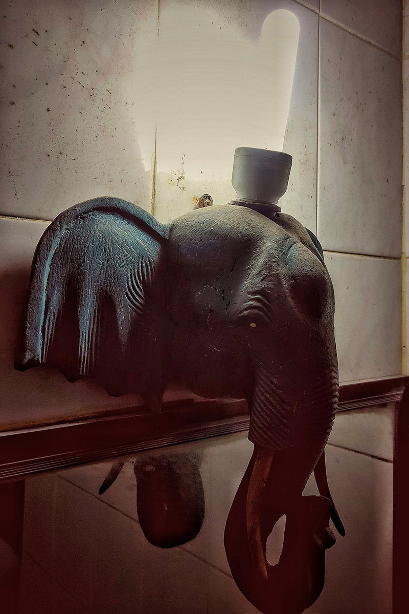 หนุ่มรีวิวโรงแรมคืนละ 250 บาท หนุ่มรีวิวโรงแรมคืนละ 250 บาท