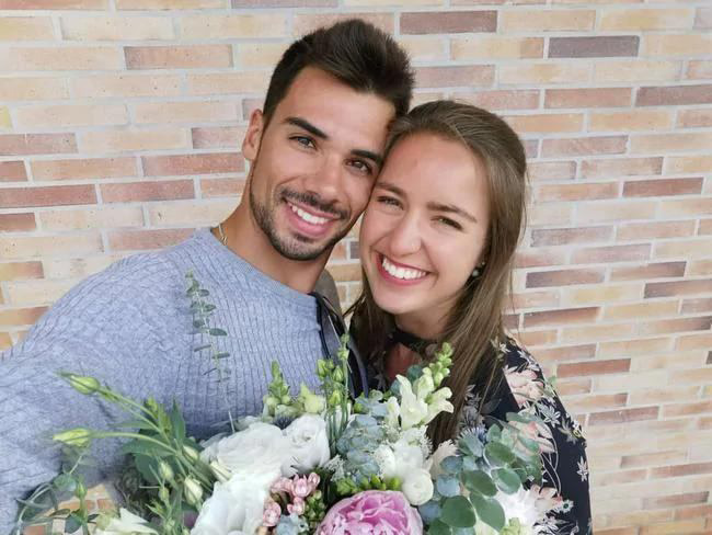 มิเกล โอลิเวียรา นักแข่ง MotoGP หมั้นน้องสาวต่างแม่ มิเกล โอลิเวียรา นักแข่ง MotoGP หมั้นน้องสาวต่างแม่