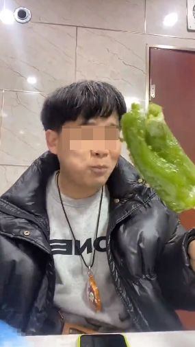 Sun Yixuan เสียชีวิต Sun Yixuan เสียชีวิต