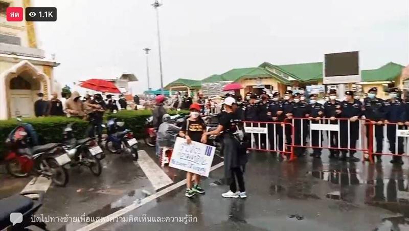 ประยุทธ์ ลงพื้นที่นนทบุรี ประยุทธ์ ลงพื้นที่นนทบุรี