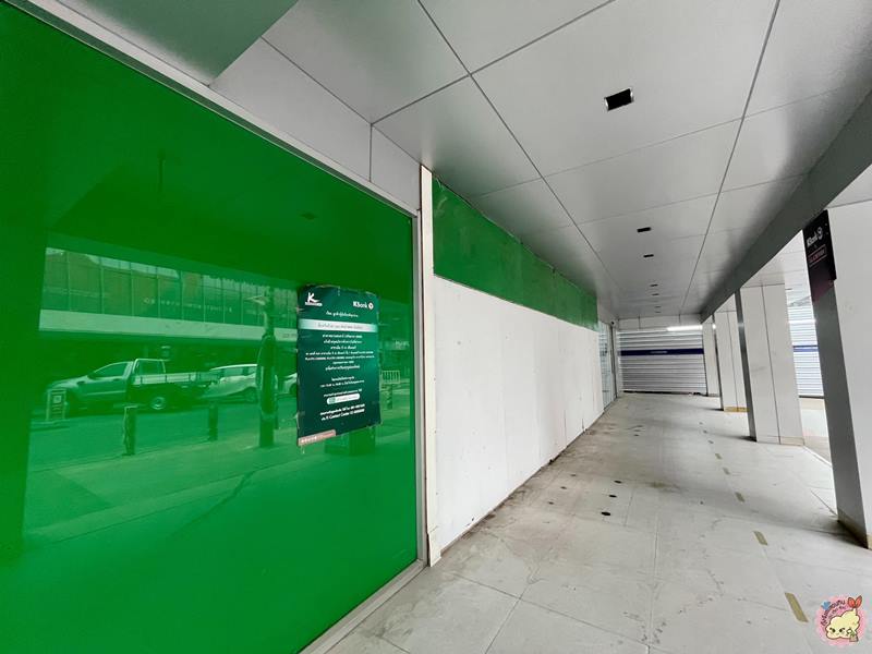 สยามสแควร์ กลายเป็นห้างร้าง สยามสแควร์ กลายเป็นห้างร้าง