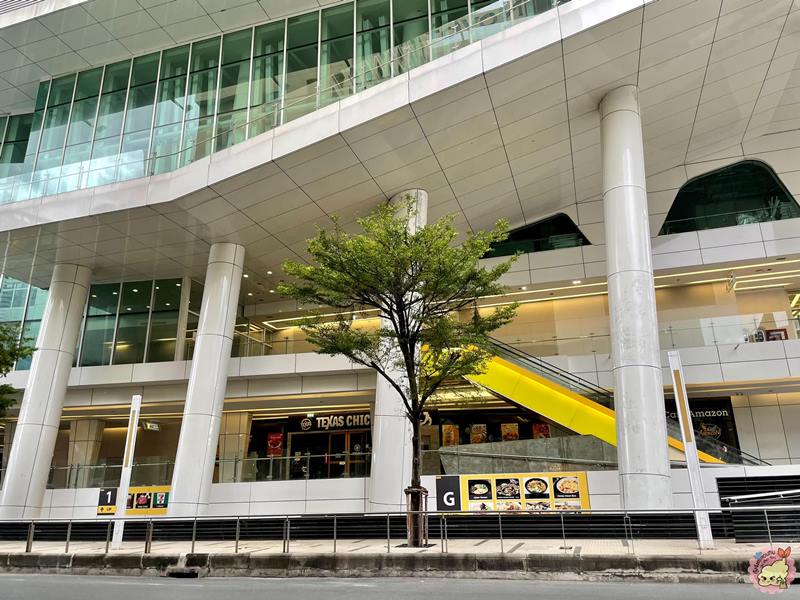 สยามสแควร์ กลายเป็นห้างร้าง สยามสแควร์ กลายเป็นห้างร้าง