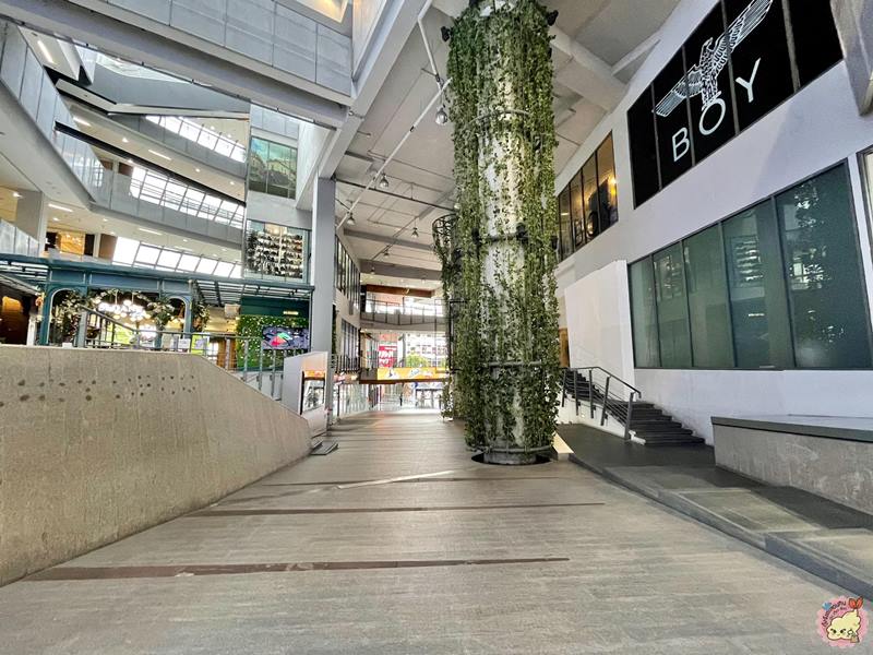 สยามสแควร์ กลายเป็นห้างร้าง สยามสแควร์ กลายเป็นห้างร้าง