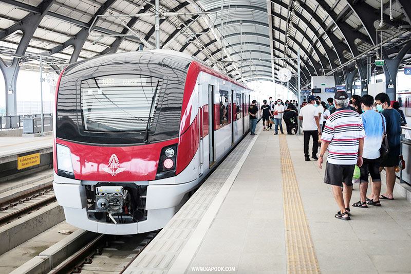 รถไฟฟ้าสายสีแดง รถไฟฟ้าสายสีแดง
