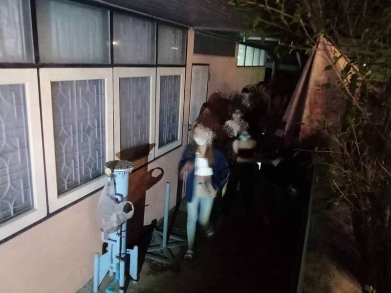 จับร้านอาหารขายเหล้า จับร้านอาหารขายเหล้า