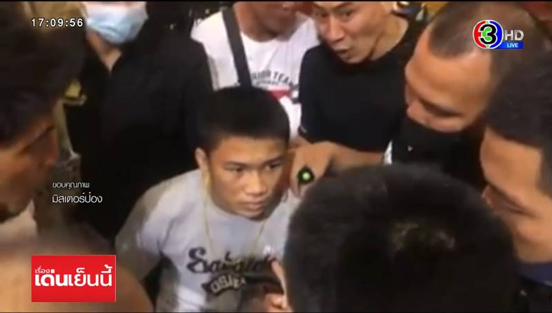 ฟ้าวันใหม่ ล้มมวย ฟ้าวันใหม่ ล้มมวย