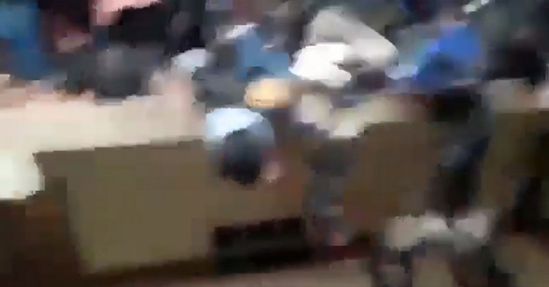 นักศึกษาตกระเบียงมหาลัย นักศึกษาตกระเบียงมหาลัย