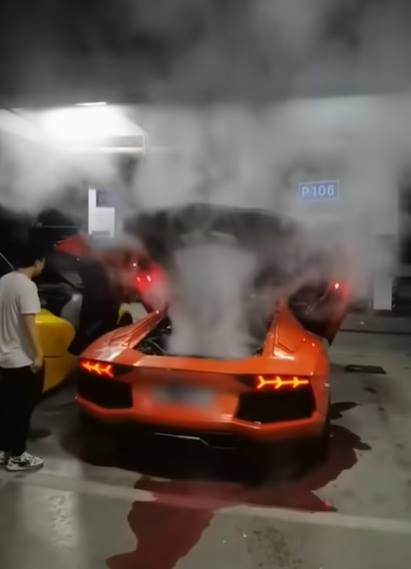 แลมโบกินี่ย่างเนื้อบาร์บีคิว แลมโบกินี่ย่างเนื้อบาร์บีคิว