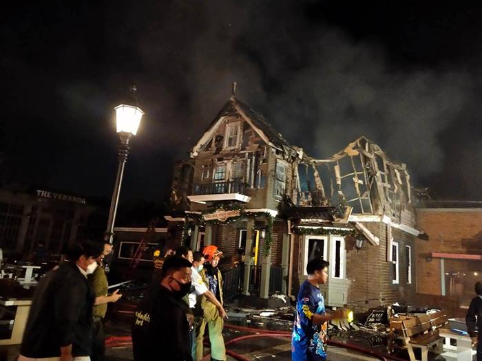 ไฟไหม้ ช็อกโกแลตวิลล์ ไฟไหม้ ช็อกโกแลตวิลล์