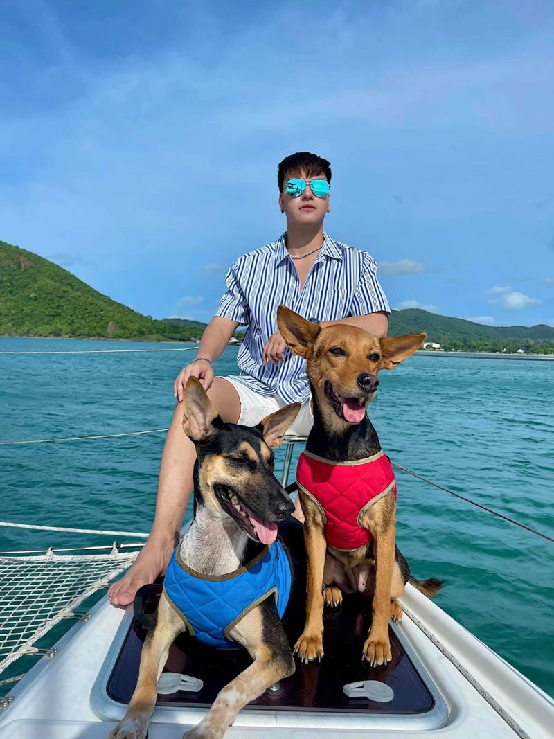 บูม หมูทะ บูม หมูทะ