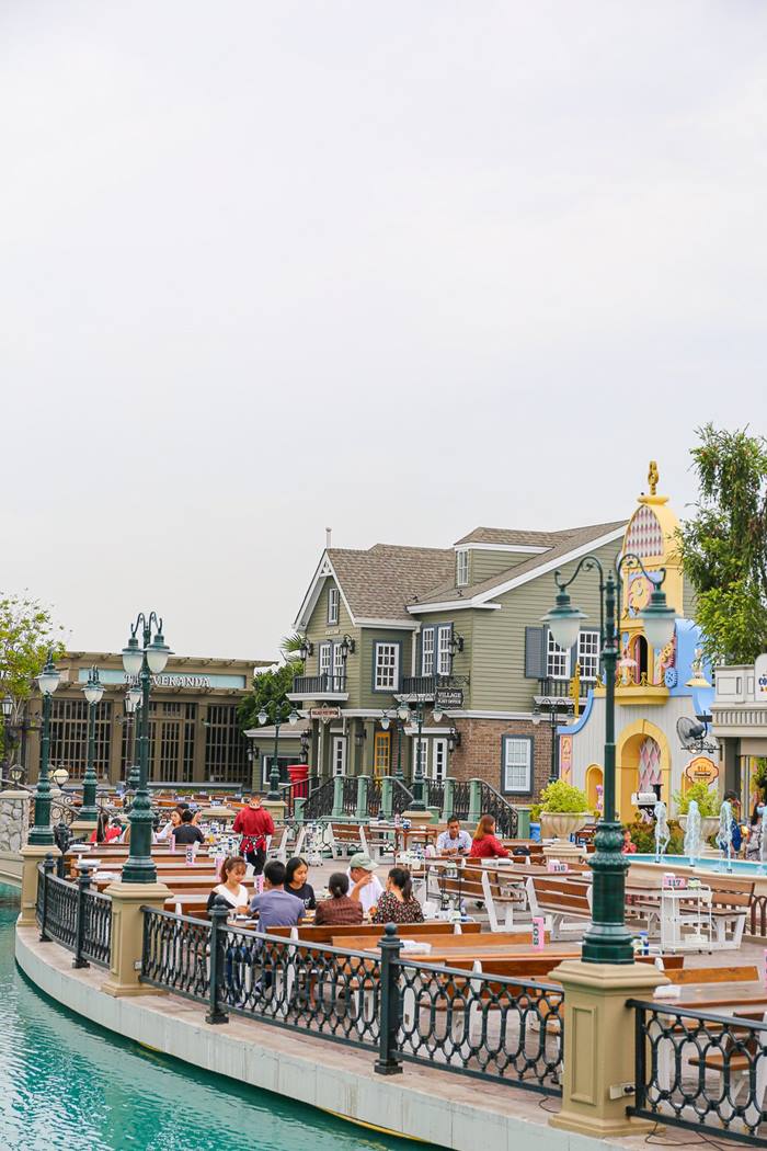 ไฟไหม้ ช็อกโกแลตวิลล์ ไฟไหม้ ช็อกโกแลตวิลล์