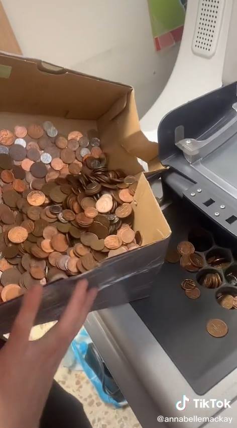 ติดหนี้แฟนใช้คืนด้วยเหรียญ ติดหนี้แฟนใช้คืนด้วยเหรียญ