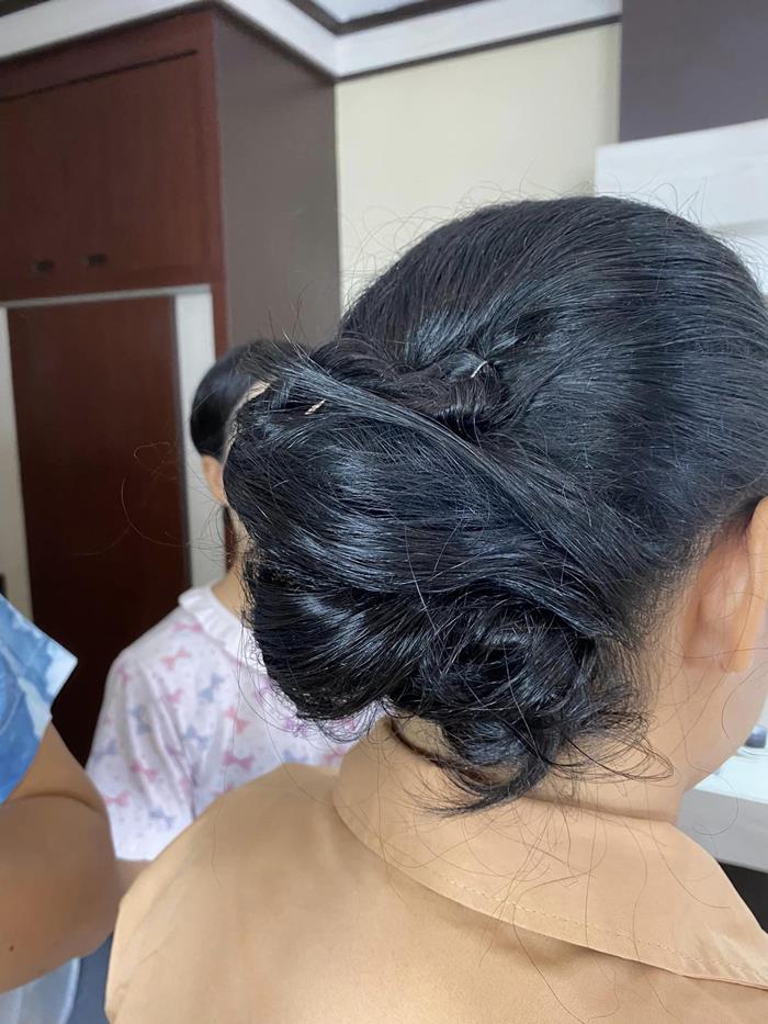 แต่งหน้ารับปริญญา แต่งหน้ารับปริญญา