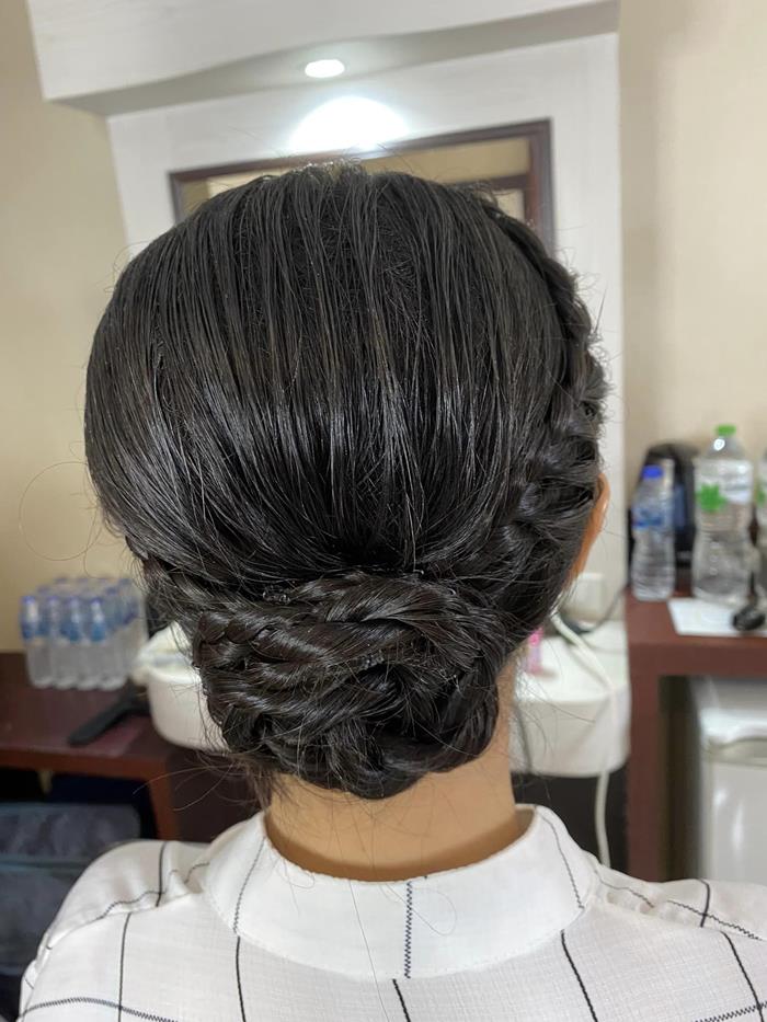 แต่งหน้ารับปริญญา แต่งหน้ารับปริญญา