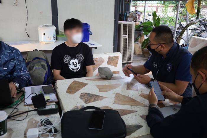 จับคนปล่อยคลิป เดียร์ลอง จับคนปล่อยคลิป เดียร์ลอง