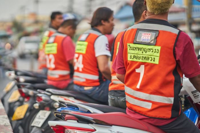 มอเตอร์ไซค์รับจ้าง รับเงินค่าแก๊สโซฮอลล์ 250 บาทต่อเดือน มอเตอร์ไซค์รับจ้าง รับเงินค่าแก๊สโซฮอลล์ 250 บาทต่อเดือน