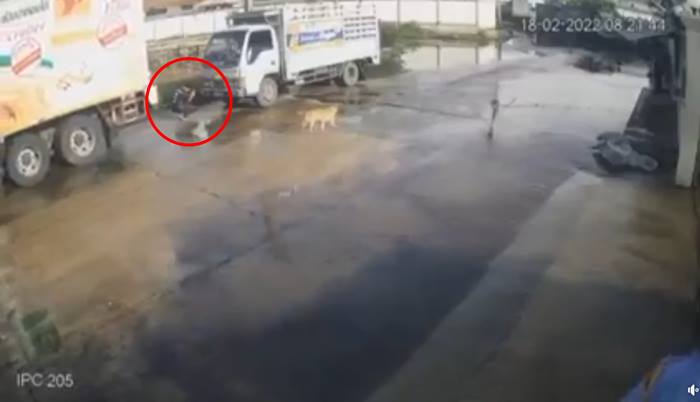 สิบล้อชนคนตาย สิบล้อชนคนตาย