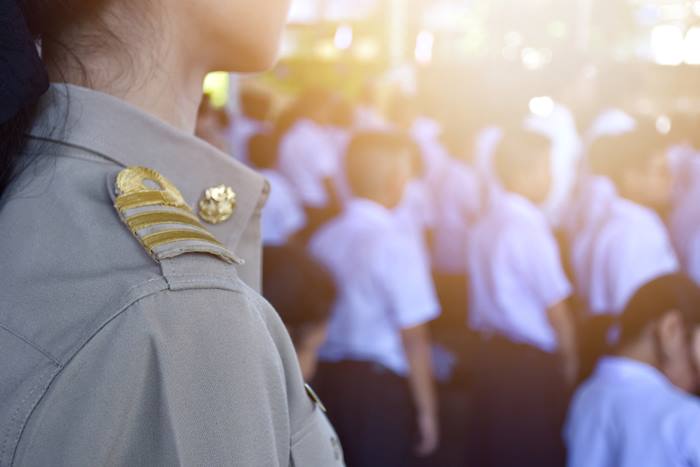 รับสมัครครู เงินเดือน 3800 รับสมัครครู เงินเดือน 3800