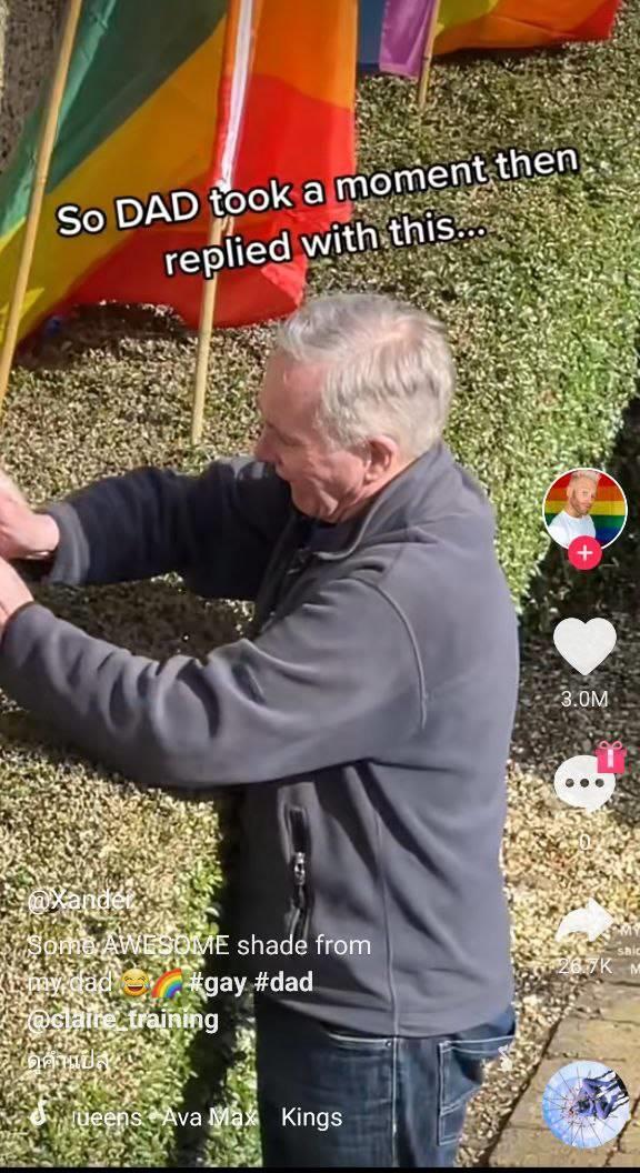 พ่อเจอแซะลูกเป็นเกย์ จัดคืนเพื่อนบ้าน พ่อเจอแซะลูกเป็นเกย์ จัดคืนเพื่อนบ้าน