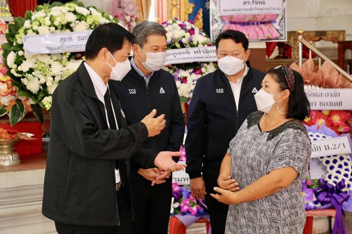 ไฟไหม้ผับชลบุรี จ่าย 1 ล้าน ผู้จัดการ Mountain B ไฟไหม้ผับชลบุรี จ่าย 1 ล้าน ผู้จัดการ Mountain B