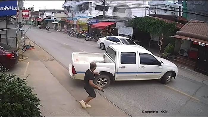 ตำรวจยิงพ่อค้ายา ซอยกังสดาล ตำรวจยิงพ่อค้ายา ซอยกังสดาล