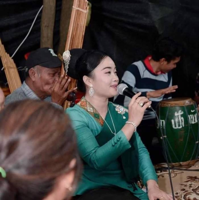 อินแต่ง แก้วบัวลา กระโดดสะพานตาย อินแต่ง แก้วบัวลา กระโดดสะพานตาย