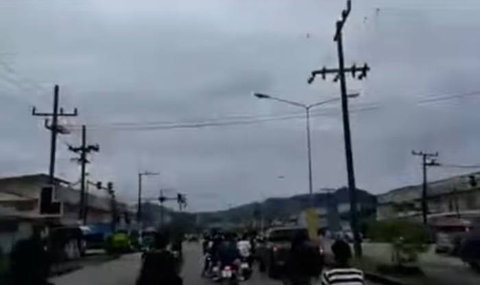 วัยรุ่นเมียนมา แทงกันตายที่ระนอง แห่ศพรอบเมือง วัยรุ่นเมียนมา แทงกันตายที่ระนอง แห่ศพรอบเมือง