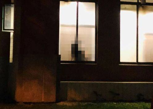 นักศึกษาแอบแซ่บในห้องน้ำมหาวิทยาลัย นักศึกษาแอบแซ่บในห้องน้ำมหาวิทยาลัย