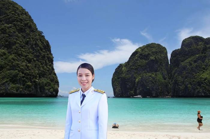 ดราม่าครูใส่ชุดว่ายน้ำโพสต์เฟซบุ๊ก ดราม่าครูใส่ชุดว่ายน้ำโพสต์เฟซบุ๊ก