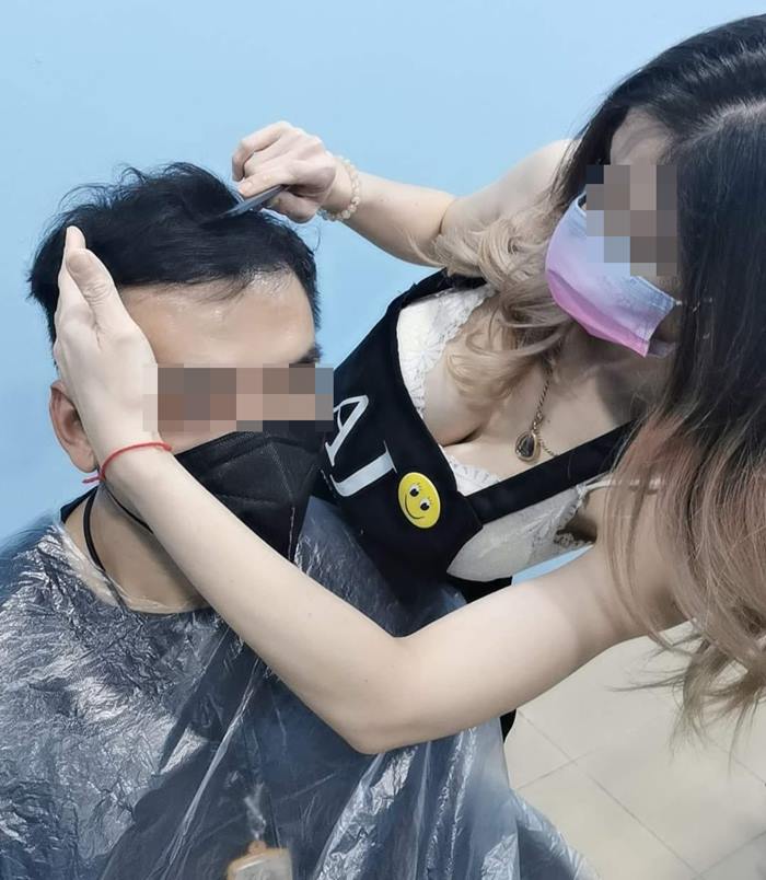 ร้านทำผมโปรโมตร้านสุดซี้ด ร้านทำผมโปรโมตร้านสุดซี้ด