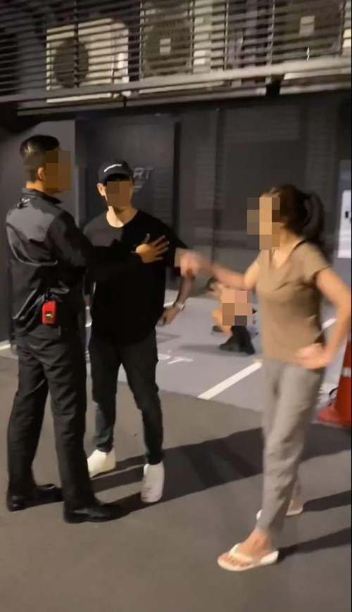 เคนลี Take Me Out ทำร้ายแฟน เคนลี Take Me Out ทำร้ายแฟน