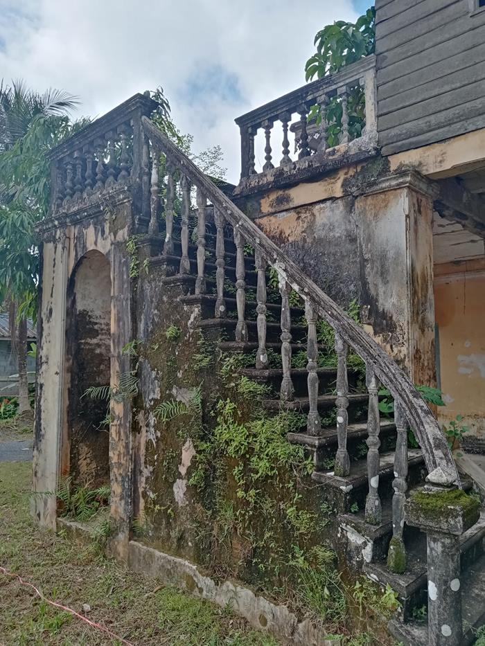 ชะลอแผนทุบเรือนไทย เจ้าจอม ยี่สุ่น ชะลอแผนทุบเรือนไทย เจ้าจอม ยี่สุ่น