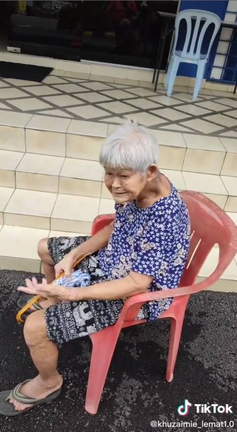 ไรเดอร์เจอคุณยายหลง ขับพาส่งบ้าน ไรเดอร์เจอคุณยายหลง ขับพาส่งบ้าน